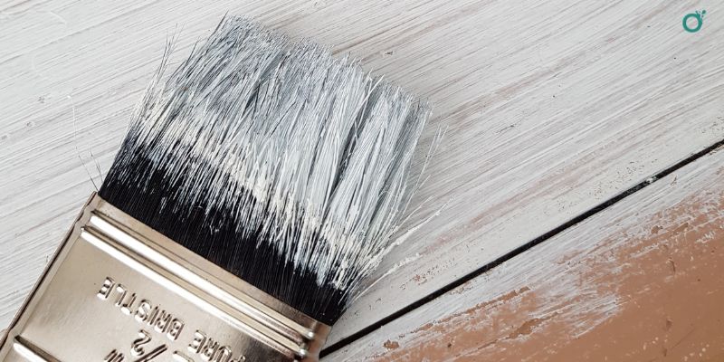 Quel type de peinture blanche appliquer sur du bois ?